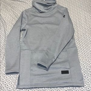 Under Armour sweatshirt